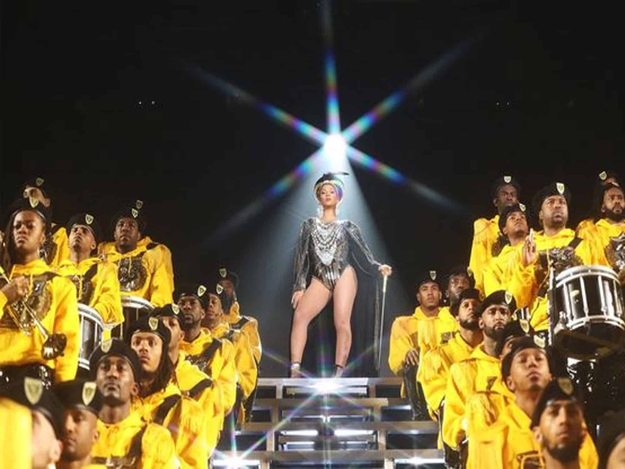 The 5 Most Iconic Moments From Beyonce's Coachella Performance - Society19