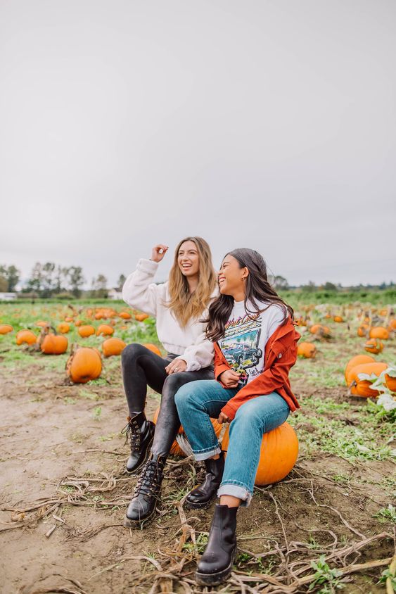 The Best Outfits That Match Your Fall Activities - Society19